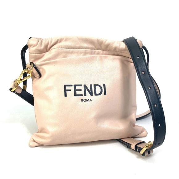 FENDI Black Leather Shoulder Bag